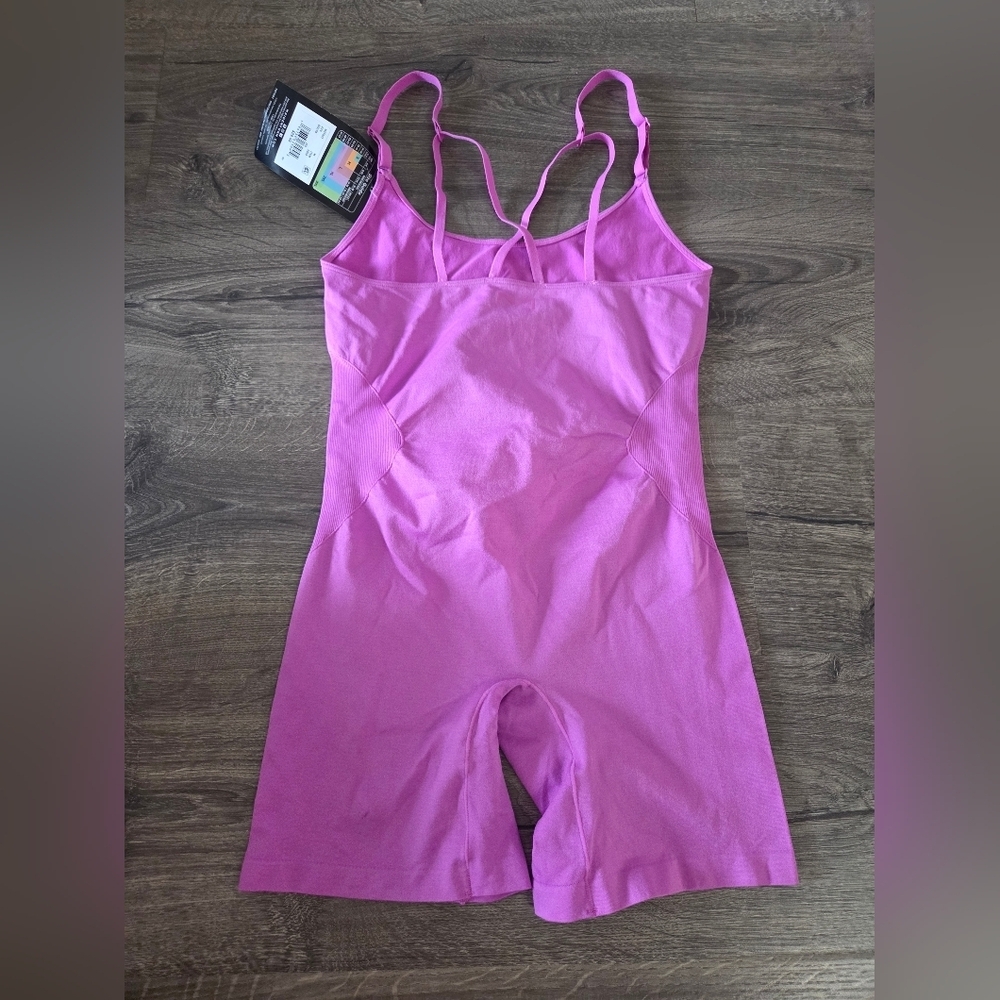 Maidenform seamless smoothing romper - shapewear size M NWT - Picture 5 of 7